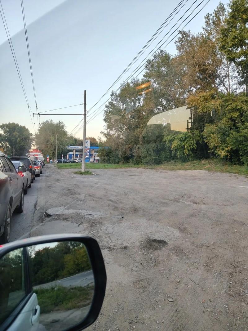Фото Вторая волна топливного кризиса — что происходит на АЗС в Новосибирске 2 - Сиб.ФМ Фото Вторая волна топливного кризиса — что происходит на АЗС в Новосибирске 2